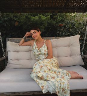 Deniz Baysal feet photo 2