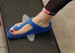 Deniz Cengiz feet photo 15