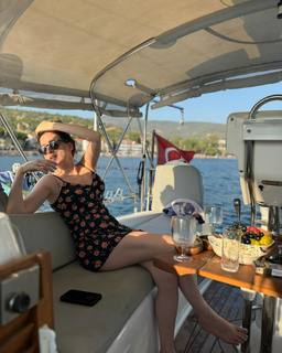 Deniz Cengiz feet photo 1