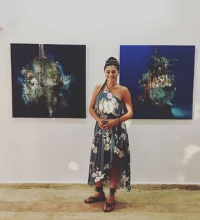 Deniz Çakir feet photo thumbnail