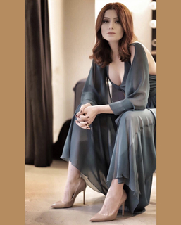 Deniz Çakir feet photo thumbnail