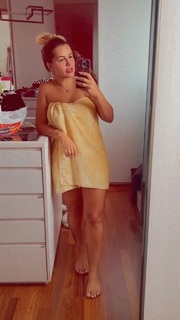 Deolane Bezerra feet photo 11