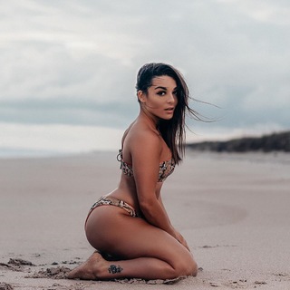Deonna Purrazzo feet photo thumbnail