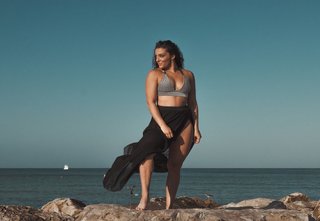 Deonna Purrazzo feet photo thumbnail