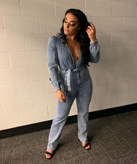 Deonna Purrazzo feet photo thumbnail