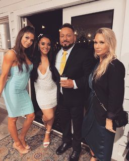 Deonna Purrazzo feet photo thumbnail