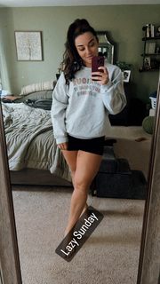 Deonna Purrazzo feet photo thumbnail