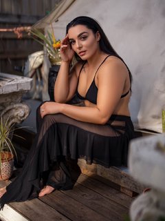 Deonna Purrazzo feet photo thumbnail