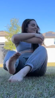 Deonna Purrazzo feet photo thumbnail