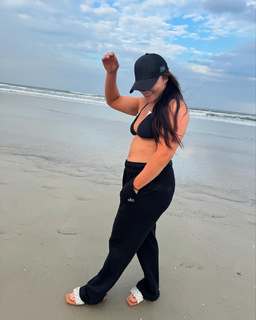 Deonna Purrazzo feet photo thumbnail