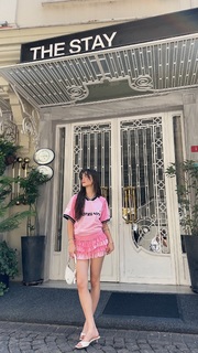 Derya Pinar Ak feet photo thumbnail