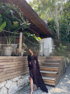 Derya Pinar Ak feet photo thumbnail