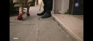 Derya Pinar Ak feet photo 16