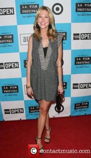 Desi Lydic feet photo thumbnail