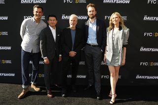 Desi Lydic feet photo thumbnail