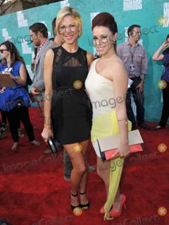 Desi Lydic feet photo thumbnail