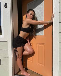 Desirae Elizabeth feet photo 2
