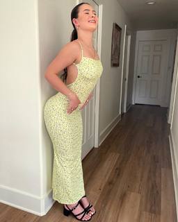 Desirae Elizabeth feet photo 10