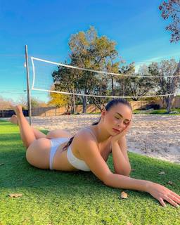 Desirae Elizabeth feet photo 11
