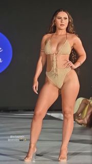 Desirae Elizabeth feet photo 7