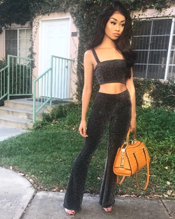 Desiree Mitchell feet photo thumbnail