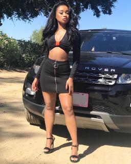 Desiree Mitchell feet photo thumbnail