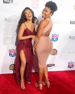 Desiree Mitchell feet photo thumbnail