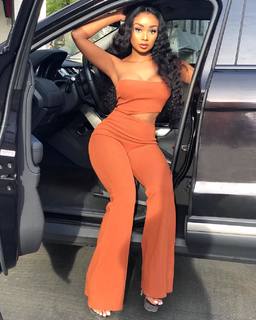 Desiree Mitchell feet photo thumbnail