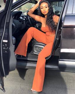 Desiree Mitchell feet photo thumbnail