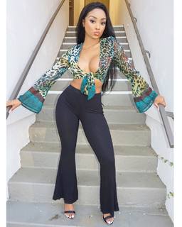 Desiree Mitchell feet photo thumbnail