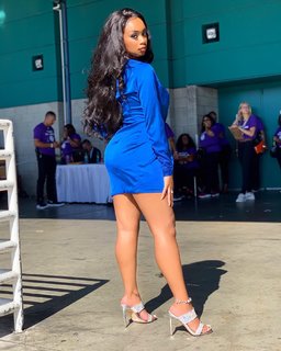 Desiree Mitchell feet photo thumbnail