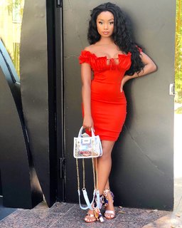 Desiree Mitchell feet photo thumbnail