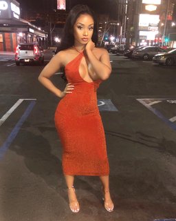 Desiree Mitchell feet photo thumbnail