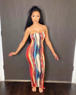 Desiree Mitchell feet photo thumbnail