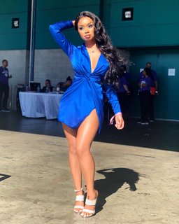 Desiree Mitchell feet photo thumbnail