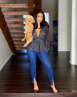 Desiree Mitchell feet photo thumbnail