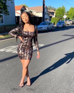 Desiree Mitchell feet photo thumbnail