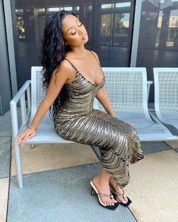 Desiree Mitchell feet photo thumbnail