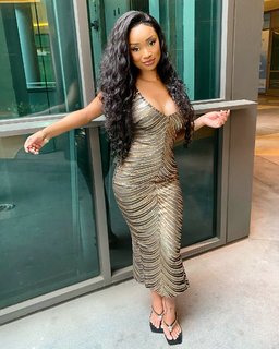 Desiree Mitchell feet photo thumbnail