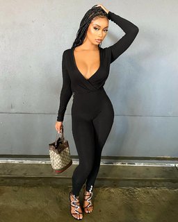 Desiree Mitchell feet photo thumbnail