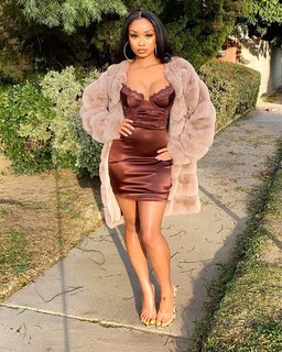 Desiree Mitchell feet photo thumbnail