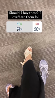 Desiree Mitchell feet photo thumbnail