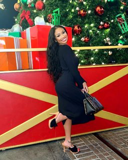 Desiree Mitchell feet photo thumbnail