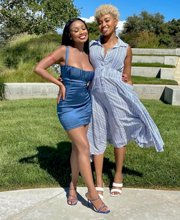 Desiree Mitchell feet photo thumbnail