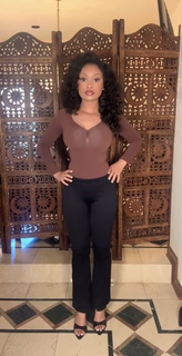 Desiree Mitchell feet photo thumbnail