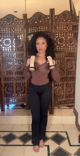 Desiree Mitchell feet photo thumbnail