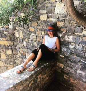 Despoina Vandi feet photo thumbnail