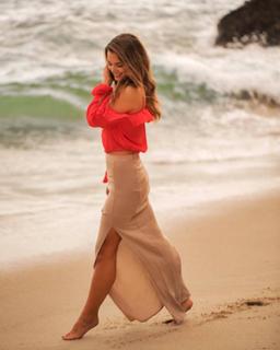 Dessie Mitcheson feet photo 17