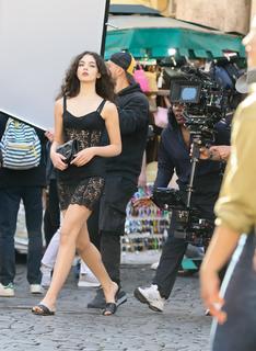 Deva Cassel feet photo thumbnail