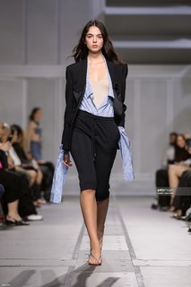 Deva Cassel feet photo thumbnail